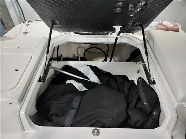 Slide: The Image of Chaparral 21 SSi Sport Fish OB 2024 - 13
