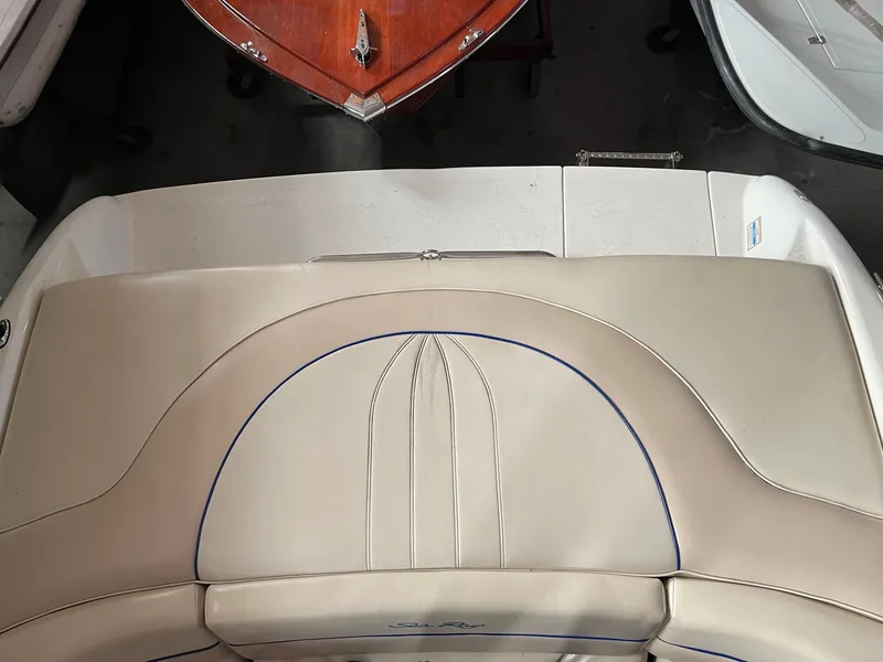 Slide: The Image of Sea Ray 230BR 1997 - 28