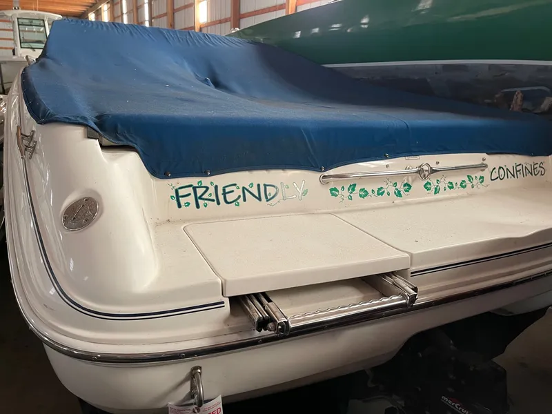 Slide: The Image of Sea Ray 230BR 1997 - 31