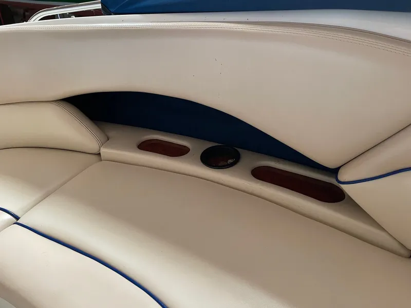 Slide: The Image of Sea Ray 230BR 1997 - 33