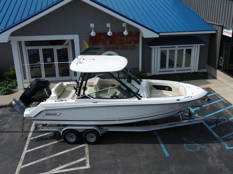 The Image of Boston Whaler Vantage 2025 - 0