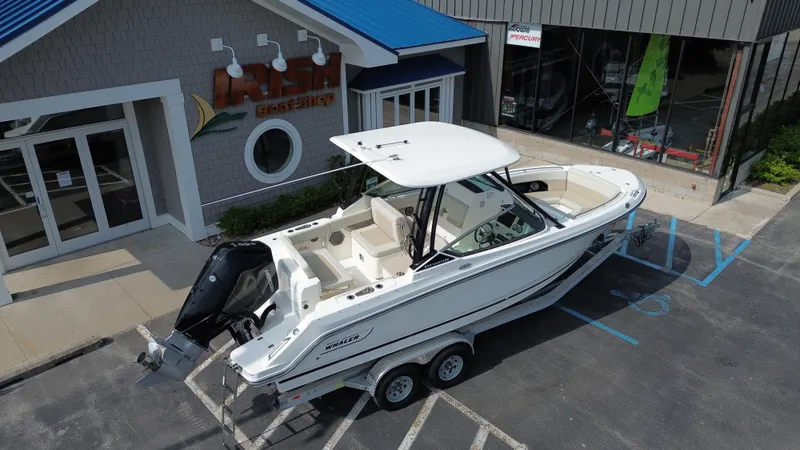 Slide: The Image of Boston Whaler Vantage 2025 - 9