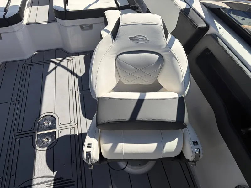 Slide: The Image of Chaparral 250 OSX 2024 - 14