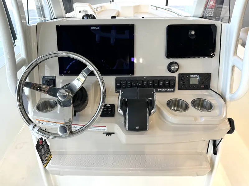 Slide: The Image of Boston Whaler Dauntless 2024 - 2