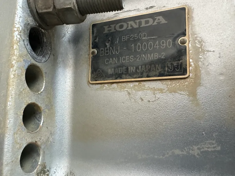 Slide: The Image of Veranda VF22F2 2020 - 11
