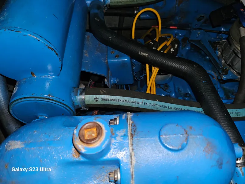 Slide: The Image of Silverton 40 Aft Cabin 1989 - 23