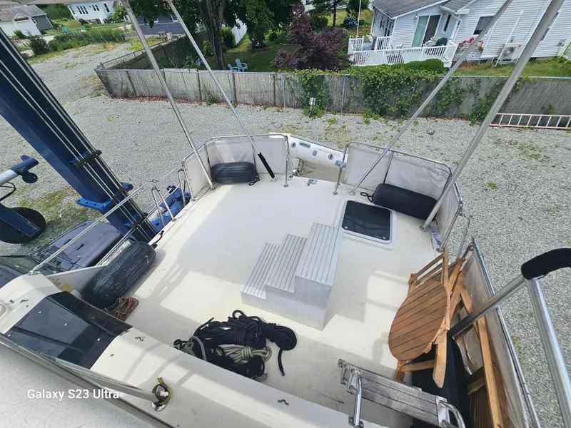 Slide: The Image of Silverton 40 Aft Cabin 1989 - 6