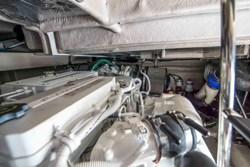 Slide: The Image of Sea Ray 470 Sundancer 2016 - 27