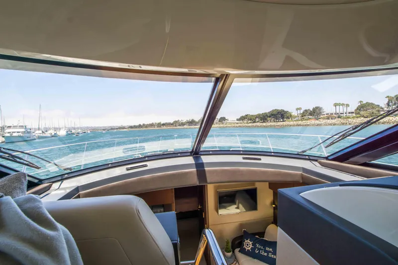 Slide: The Image of Sea Ray 470 Sundancer 2016 - 8