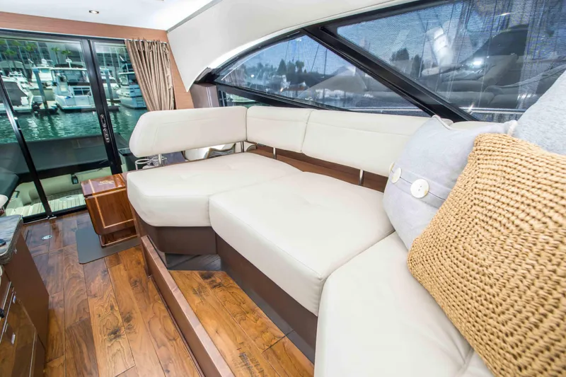 Slide: The Image of Sea Ray 470 Sundancer 2016 - 4