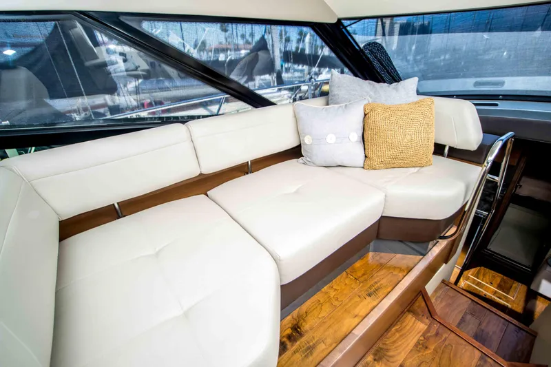 Slide: The Image of Sea Ray 470 Sundancer 2016 - 6