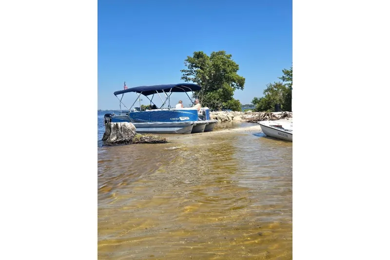 Slide: The Image of Avalon 2485LSZ 2019 - 12