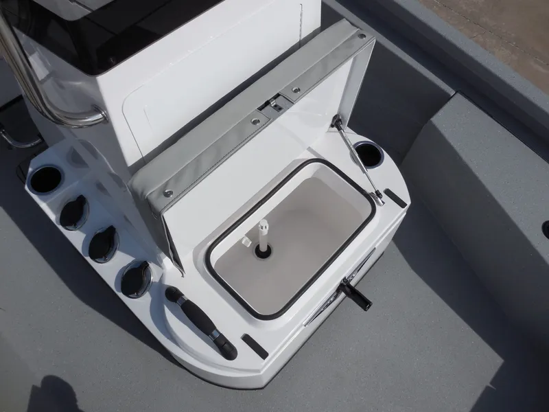 Slide: The Image of Vexus DEFENDER 201 2026 - 11