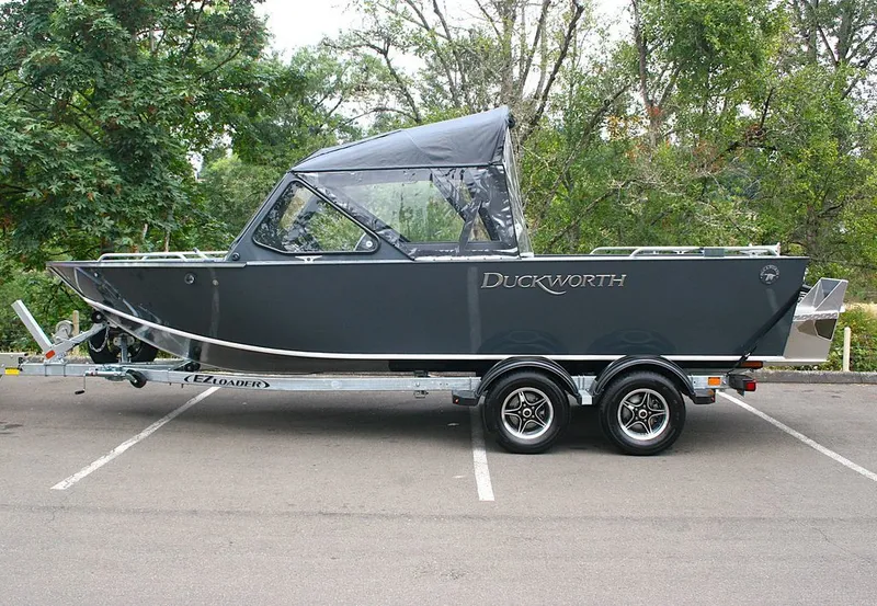 Slide: The Image of Duckworth 20 Advantage XT 2024 - 1