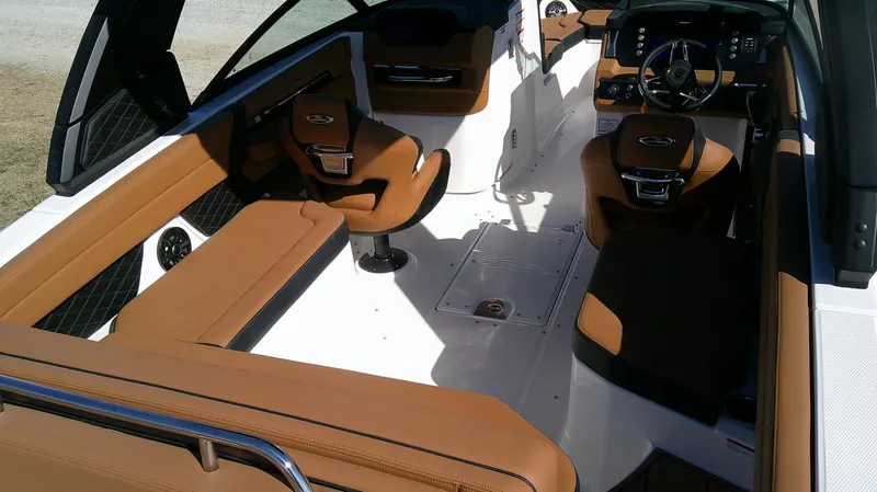 Slide: The Image of Chaparral GTS 6 2026 - 9