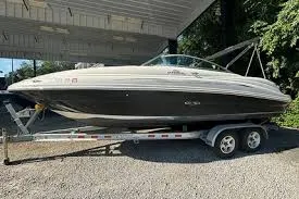 The Image of Sea Ray 220SD 2007 - 0