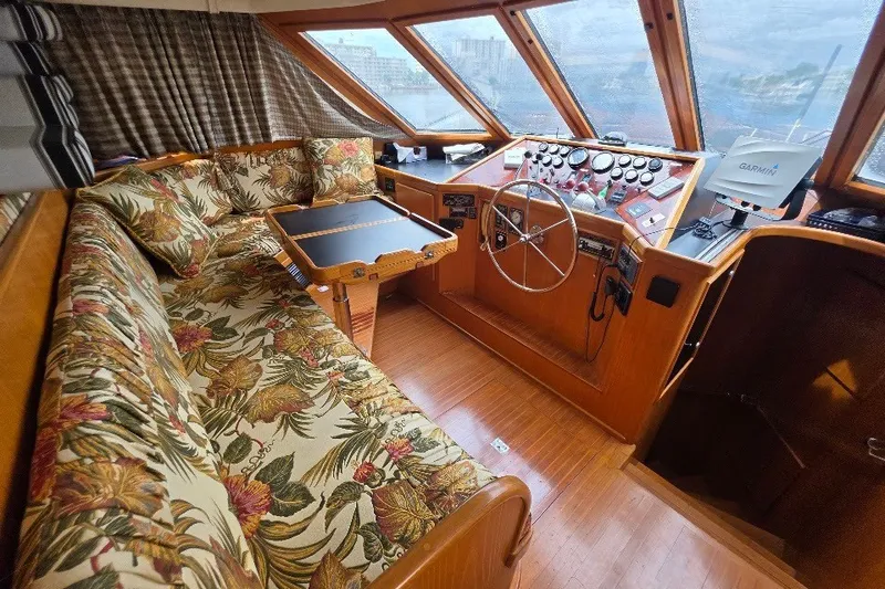 Slide: The Image of McKinna 48 Pilot-House 1993 - 135