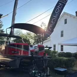 Slide: The Image of Avalon LSZ - 23 FT Quad Lounger Shift "NJ Devil" 2026 - 10