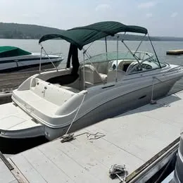 Slide: The Image of Sea Ray 225 Weekender® 2003 - 10