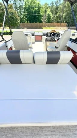 Slide: The Image of Coach Pontoons 243 FLC 2026 - 6