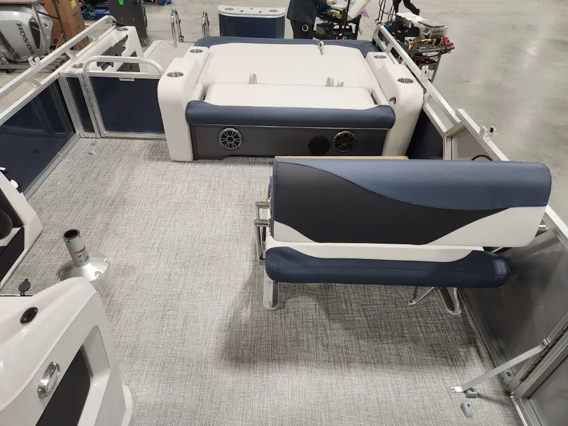 Slide: The Image of Avalon LSZ - 23 FT Entertainer With Patio Pad "Bleu Royale" 2026 - 11