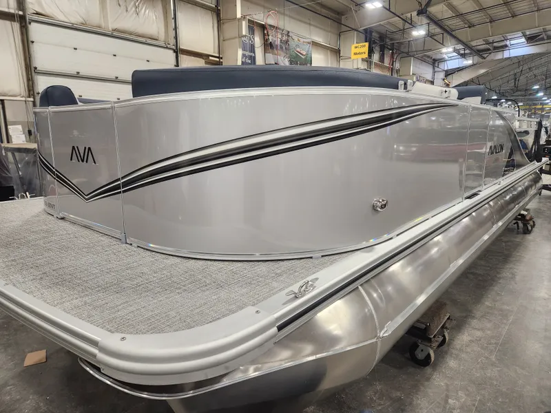 Slide: The Image of Avalon LSZ - 23 FT Entertainer With Patio Pad "Bleu Royale" 2026 - 4