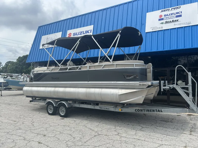 Slide: The Image of Tahoe Pontoons 2385 QUAD LOUNGER 2026 - 15