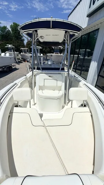 Slide: The Image of Sea Hunt Ultra 211 2014 - 15