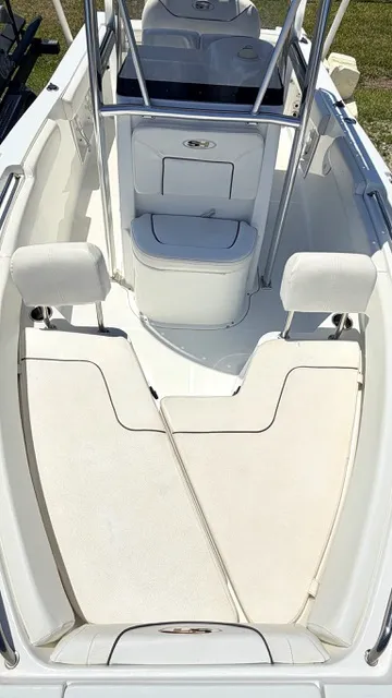 Slide: The Image of Sea Hunt Ultra 211 2014 - 18