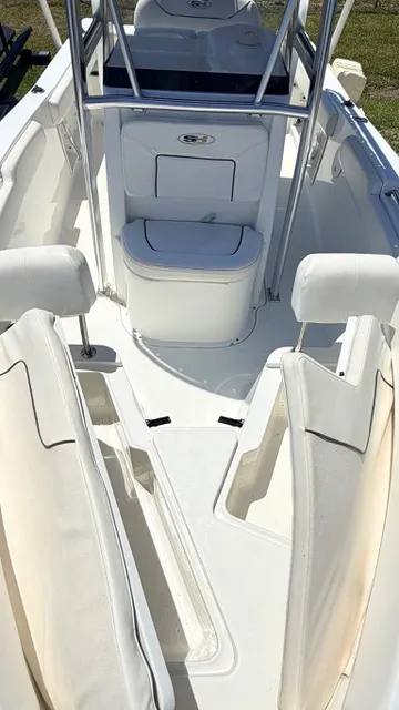 Slide: The Image of Sea Hunt Ultra 211 2014 - 19