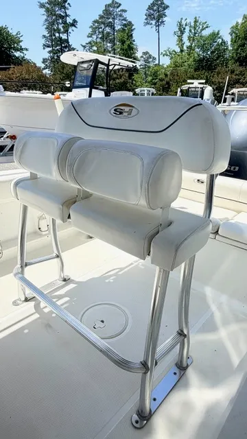 Slide: The Image of Sea Hunt Ultra 211 2014 - 9
