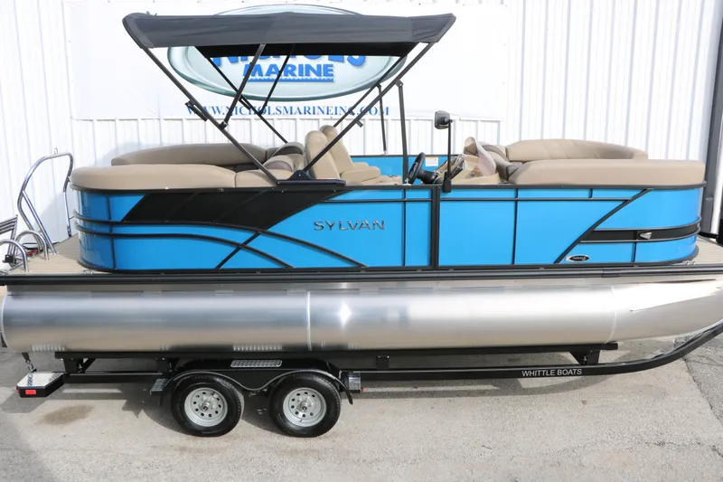 Slide: The Image of Sylvan 822 LZ Tri-Toon 2026 - 10