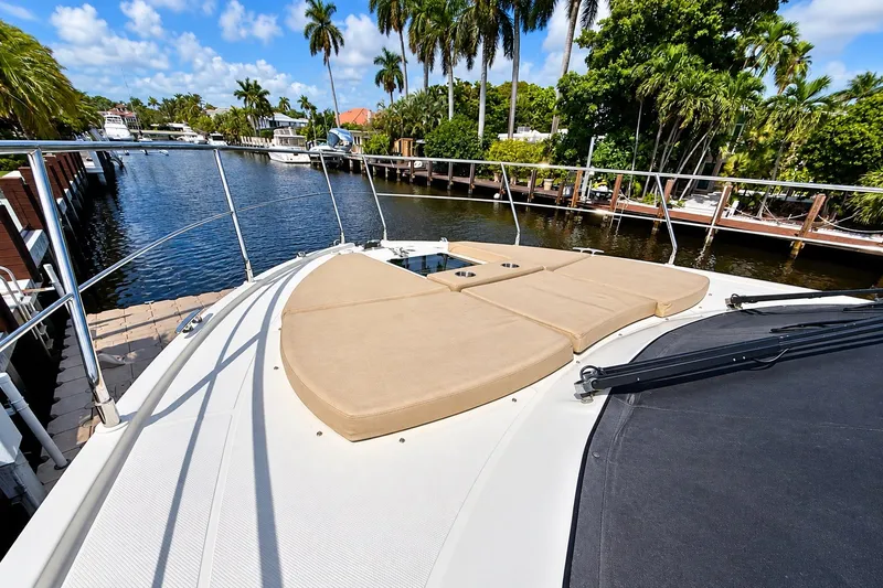Slide: The Image of Carver Yachts C37 Coupe 2019 - 27