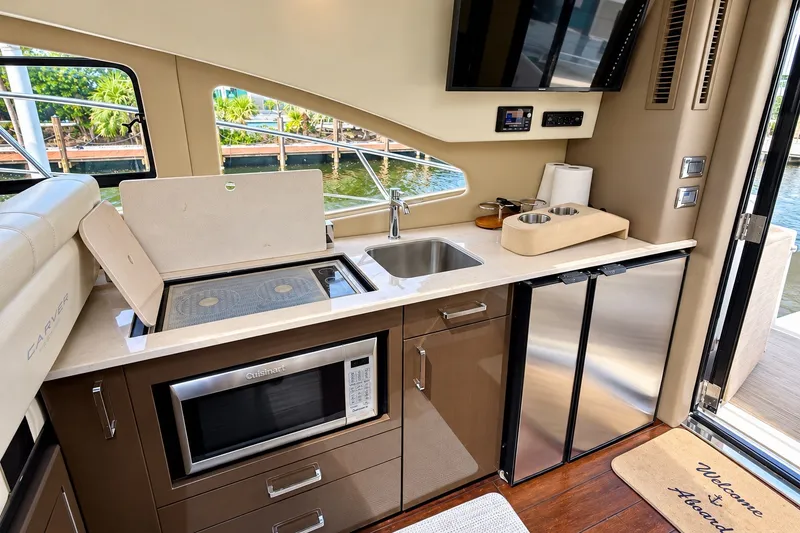Slide: The Image of Carver Yachts C37 Coupe 2019 - 35