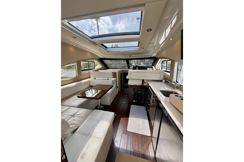 Slide: The Image of Carver Yachts C37 Coupe 2019 - 30