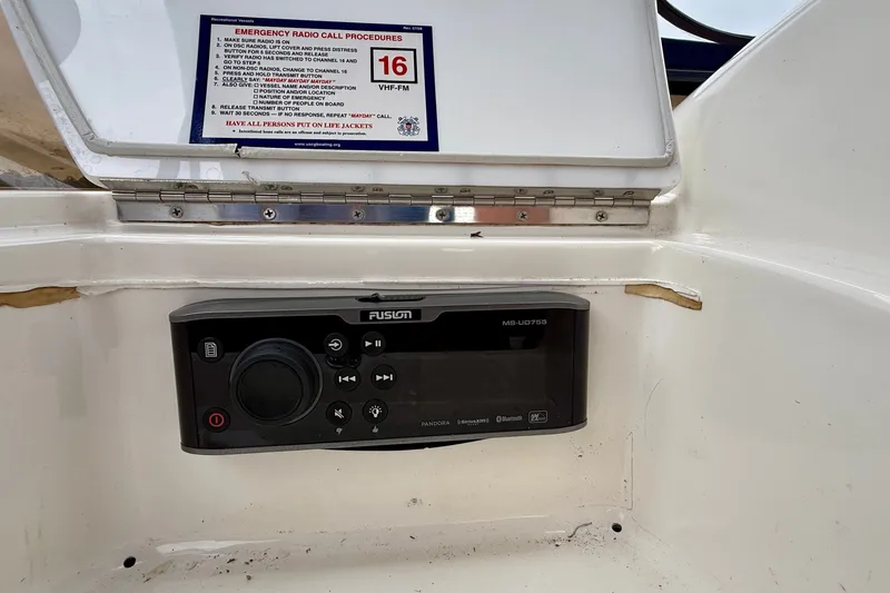 Slide: The Image of Regal Commodore 3880 2003 - 30