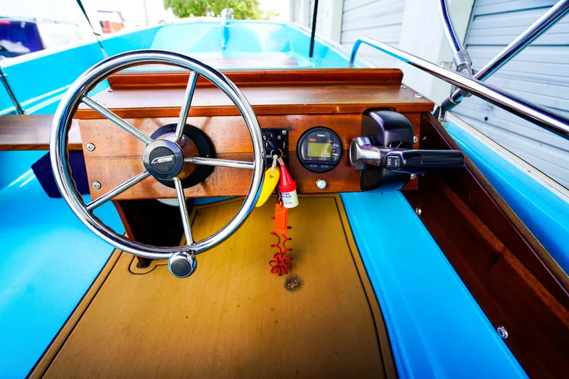 Slide: The Image of Boston Whaler 13 Sport 1973 - 6