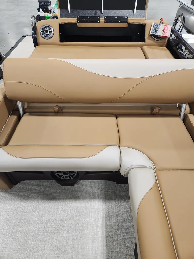 Slide: The Image of Avalon LSZ - 23 FT Triple Toon Versatile Rear Lounger with Patio Pad 2026 - 3