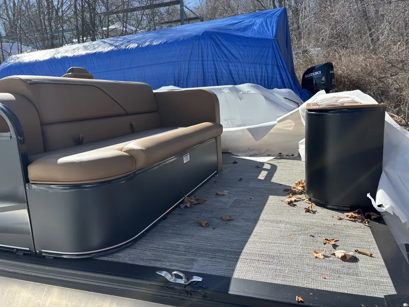 Slide: The Image of Avalon Venture- 21 FT Cruise Rear Bench 2026 - 3