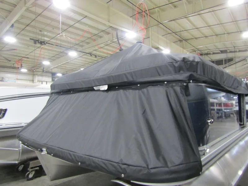 Slide: The Image of Avalon "Duskwater Blue" Venture1775, 16' Deck 2026 - 10