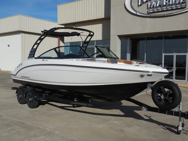 Slide: The Image of Chaparral 23 SSi 2025 - 1