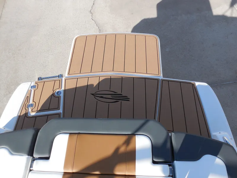 Slide: The Image of Chaparral 23 SSi 2025 - 13