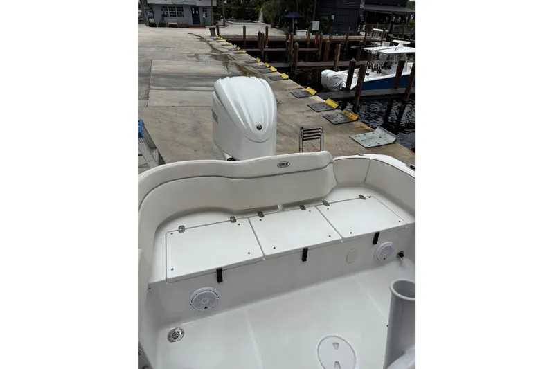 Slide: The Image of Sea Hunt Ultra 234 2024 - 2