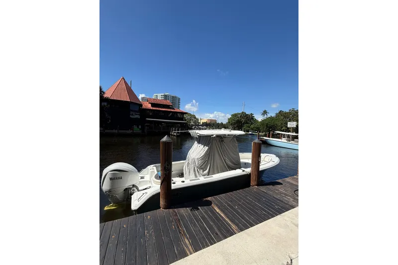 Slide: The Image of Sea Hunt Ultra 234 2024 - 17