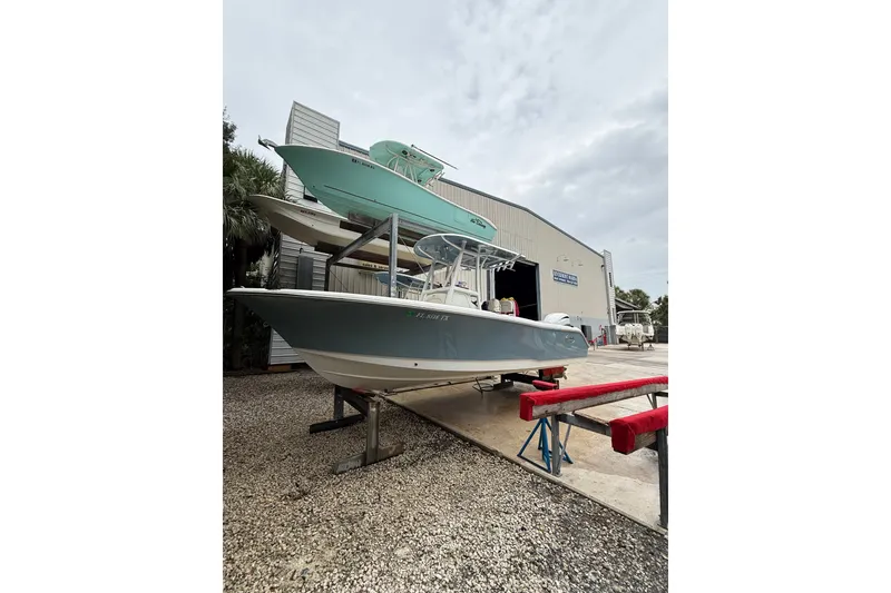 Slide: The Image of Sea Hunt Ultra 234 2024 - 0