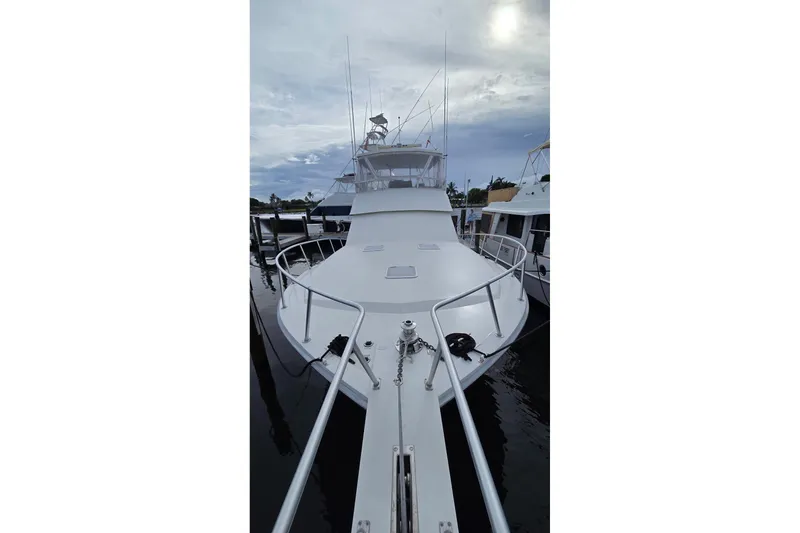 Slide: The Image of Viking 45 Convertible 1989 - 32