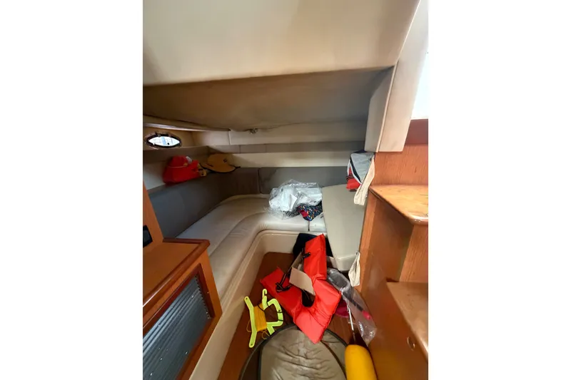 Slide: The Image of Cruisers 340 Express 2004 - 15