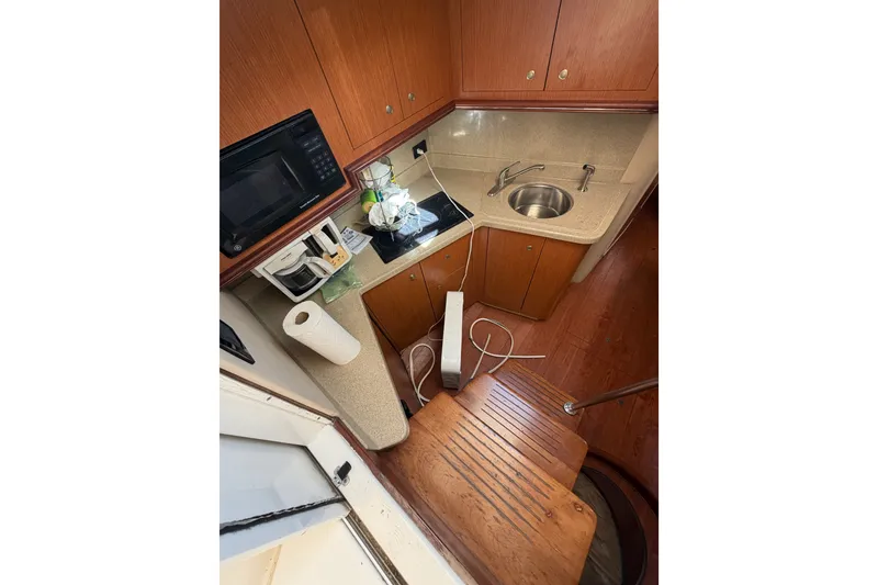 Slide: The Image of Cruisers 340 Express 2004 - 14