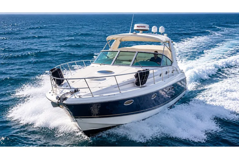 The Image of Cruisers 340 Express 2004 - 0