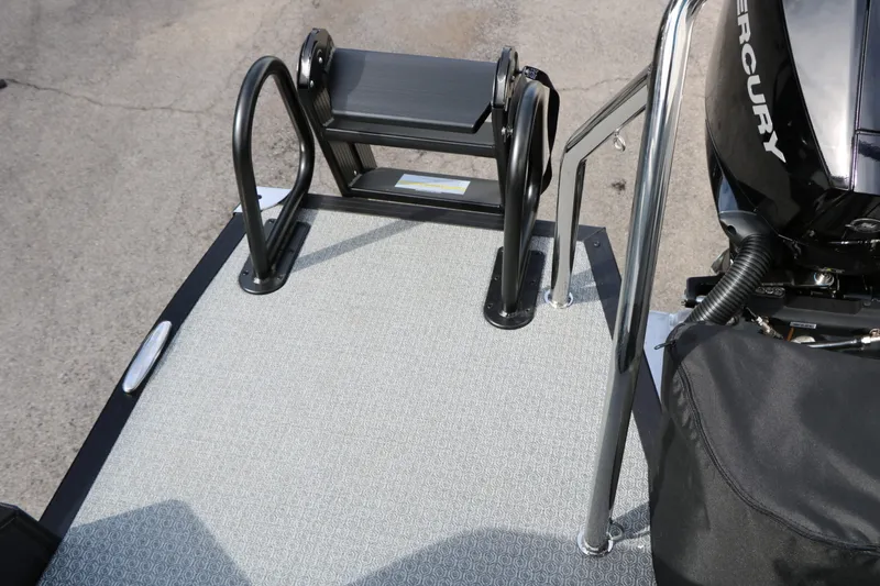 Slide: The Image of EVOTTI 521 QL Tri-Toon 2026 - 46